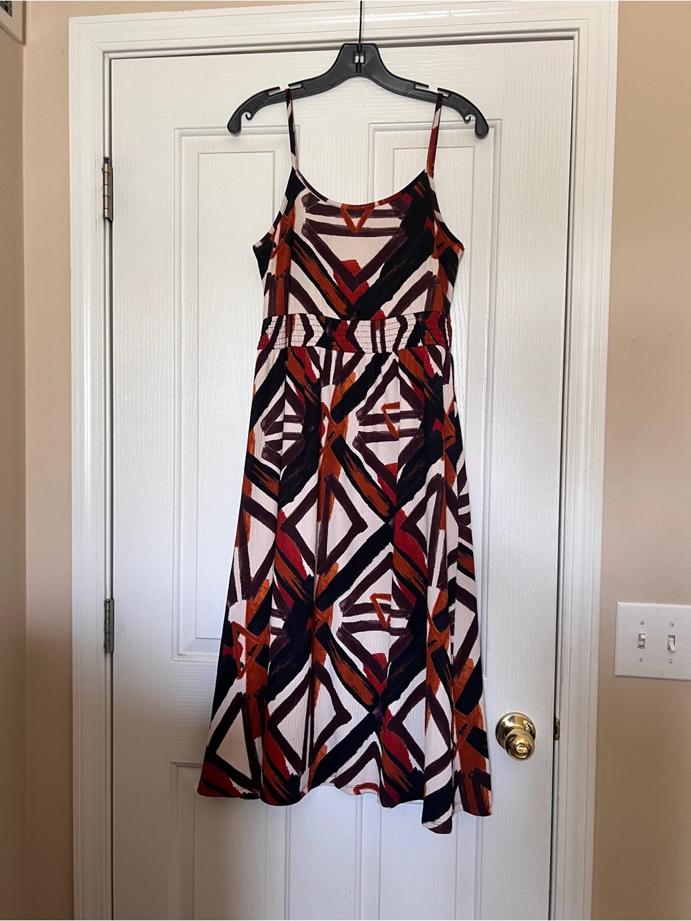 Sleeveless Geometric Print Midi Dress — Orange & Black